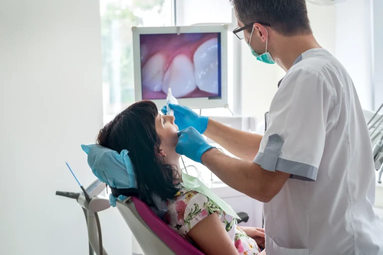 Exploring the Advantages of Intra-Oral Camera Technology in Dentistry